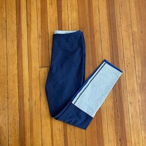 EUC Navy Colorblock 7/8 Leggings